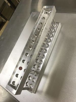 24 구멍 맞춤 립스틱 Mold V 모양 다이 립스틱 Mold 알루미늄 합금