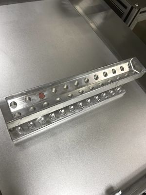 24 구멍 맞춤 립스틱 Mold V 모양 다이 립스틱 Mold 알루미늄 합금