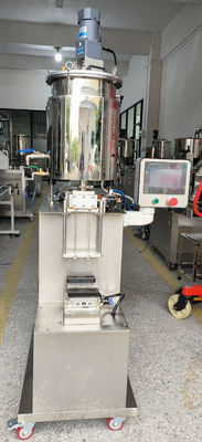 220V 2.3kw 자동 립 글러스 충전 기계 두 머리 립 글러스 양적 충전 기계